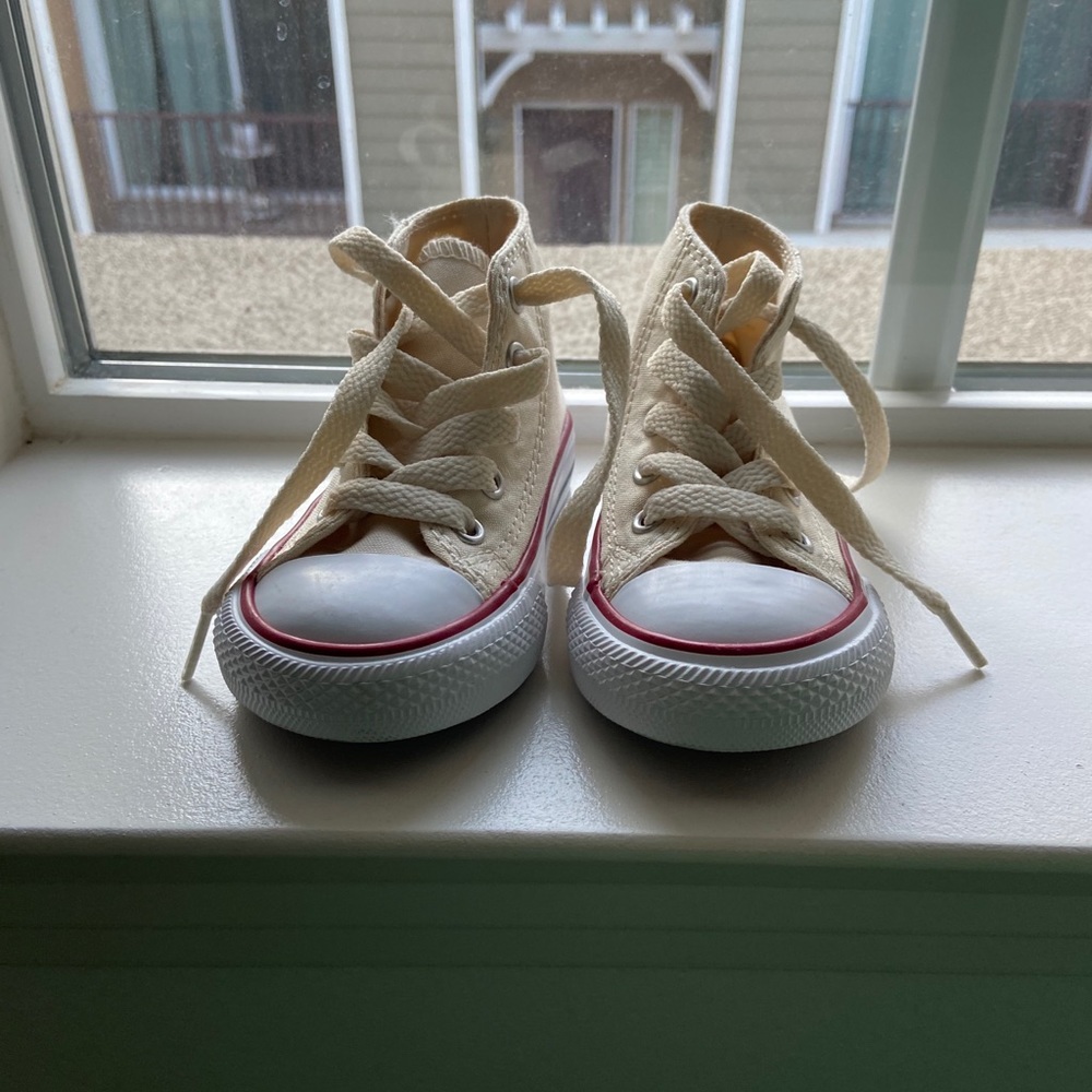 Converse Chuck Taylor All Star shoes